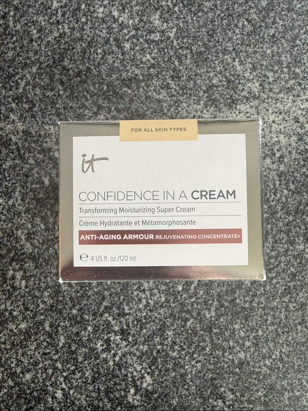IT Cosmetics Confidence In A Cream - Anti-Aging Moisturizing Cream 4 fl oz